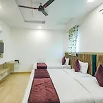 Hostel Dayzz By Divine Hotel